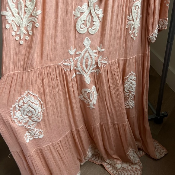 Z&L Bohemian Embroidered Peasant Long Sleeve Maxi Dress - Picture 6 of 8